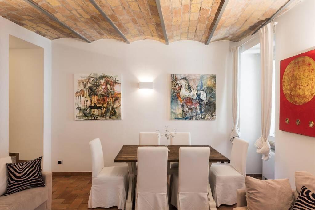 Lovely Colosseum Loft Apartment ローマ エクステリア 写真